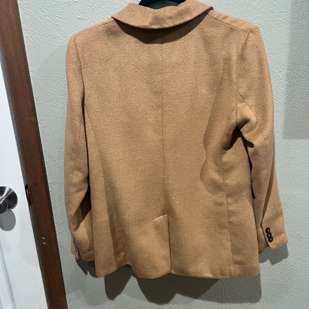 LOFT Camel Wool-Blend Coat Size 6 EUC Chic Going Out or Office - Picture 4 of 4